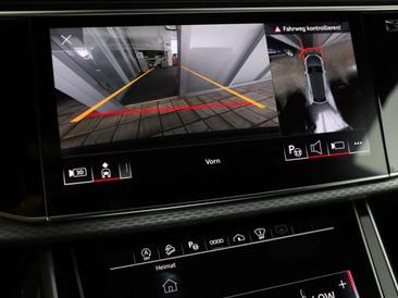 Audi RSQ8 — photo 10