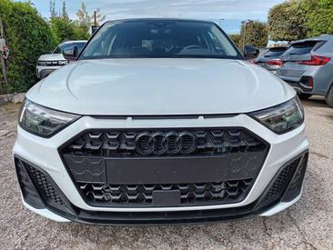 Audi A1 Blackline 30 TFSI — photo 4