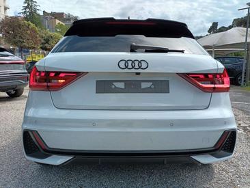 Audi A1 Blackline 30 TFSI — photo 5