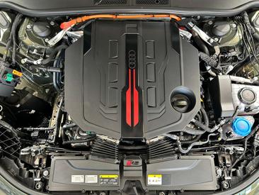 Audi RS5 Avant — photo 27