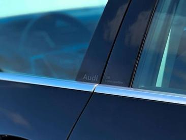 Audi Q8 E-tron Black 50 — photo 11