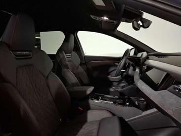 Audi A6 E-tron S Line — photo 3