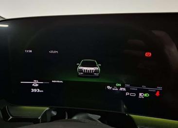 Audi A6 E-tron S Line — photo 7