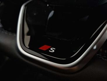 Audi A6 E-tron S Line — photo 13