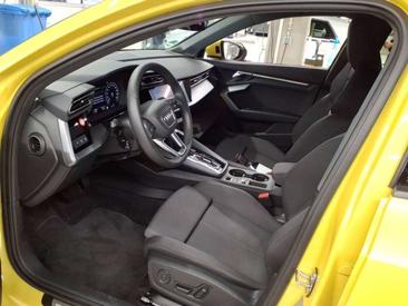 Audi A3 40 TFSI E — photo 3