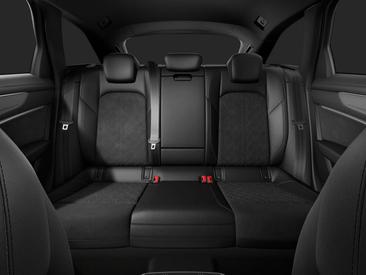 Audi S6 — photo 11