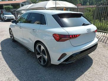 Audi A3 S Line 35 TDI — photo 2