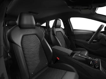 Audi A6 E-tron — photo 8