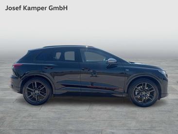 Audi Q4 E-tron Black Performance — photo 6