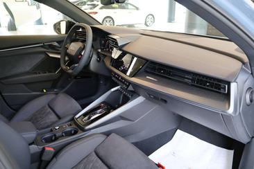 Audi RS3 — photo 10