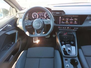 Audi A3 S Line 35 TDI — photo 11