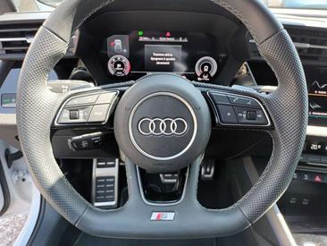 Audi A3 S Line 35 TDI — photo 15