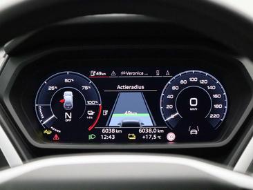 Audi Q4 E-tron Edition 45 — photo 8