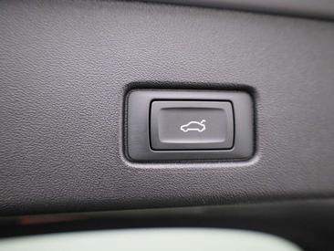 Audi Q4 E-tron Edition 45 — photo 12