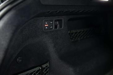 Audi RSQ8 Performance — photo 14