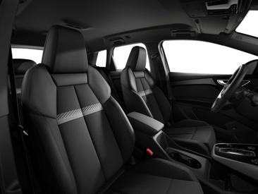Audi Q4 E-tron 210 — photo 8