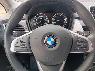 BMW Série 2 220i — photo 10