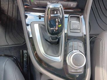BMW Série 2 220i — photo 14