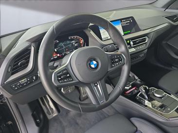 BMW 218 M Sport — photo 8