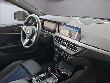 BMW 218 M Sport — photo 9