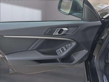 BMW 218 M Sport — photo 11