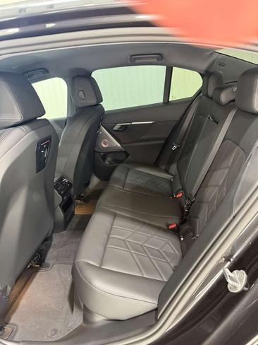 BMW Série 5 520i — photo 18