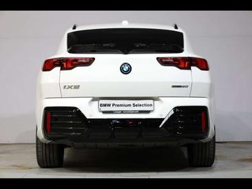 BMW IX2 M Sport EDrive20 — photo 4