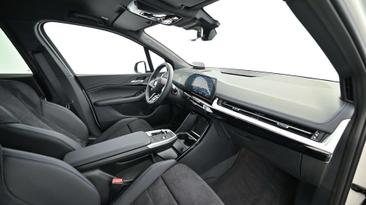 BMW 218 I — photo 10