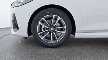 BMW 218 I — photo 11