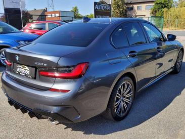 BMW 330 330e — photo 10