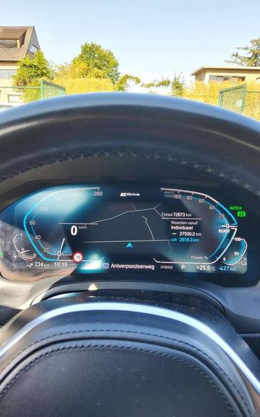BMW 330 330e — photo 18