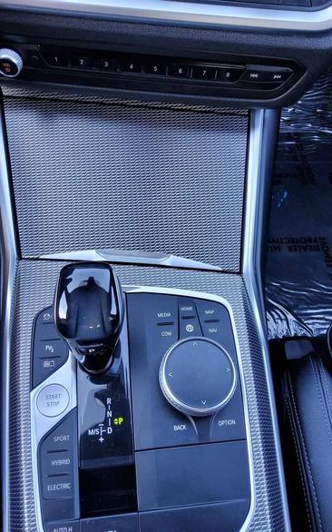 BMW 330 330e — photo 20