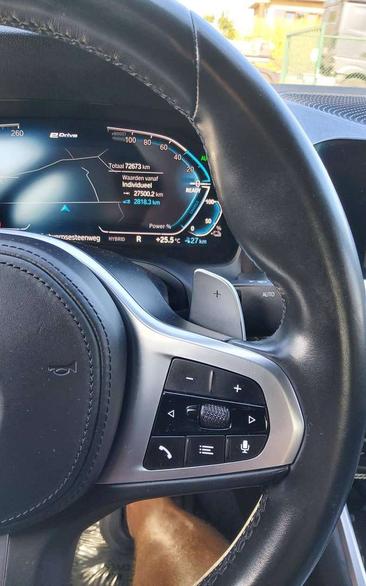 BMW 330 330e — photo 26