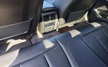 BMW 330 330e — photo 31