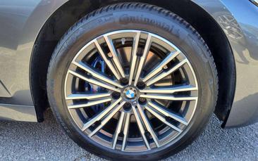 BMW 330 330e — photo 32