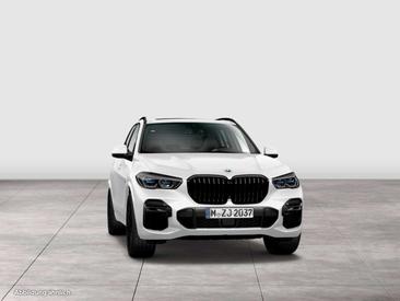 BMW X5 50i — photo 10