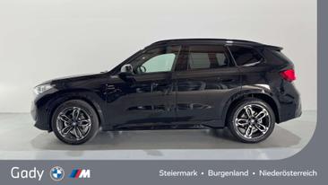 BMW IX1 EDrive20 — photo 3