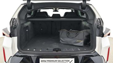 BMW XM 50e — photo 6
