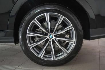 BMW X6 XDrive30d — photo 2