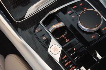 BMW X6 XDrive30d — photo 13