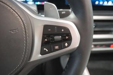 BMW X6 XDrive30d — photo 19