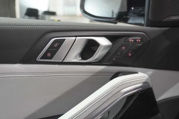 BMW X6 XDrive30d — photo 24