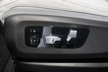 BMW X6 XDrive30d — photo 26