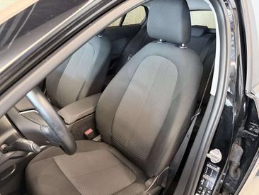 BMW Série 1 120d XDrive — photo 7