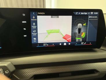 BMW 118 118d — photo 9