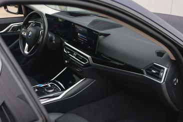 BMW I4 EDrive40 — photo 9