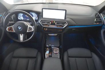 BMW iX3 M — photo 11