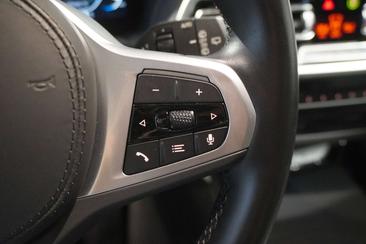 BMW iX3 M — photo 20