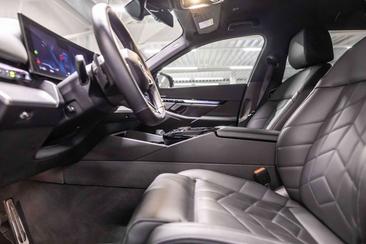 BMW I5 Touring M Sport EDrive40 — photo 12