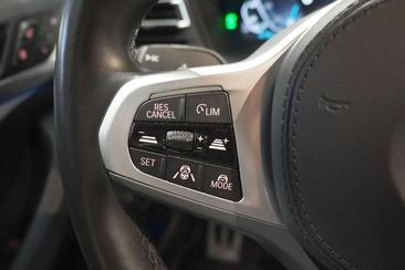 BMW iX3 M — photo 21